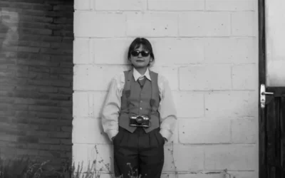Un VHS, un rollo velado y música solitaria: Anais Bernal y su exposición “FELIC(E)”