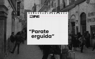 «Parate erguida»